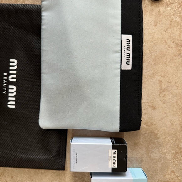 Miu Miu Cosmetic Pouch with 2 Mini Parfums - Picture 2 of 2